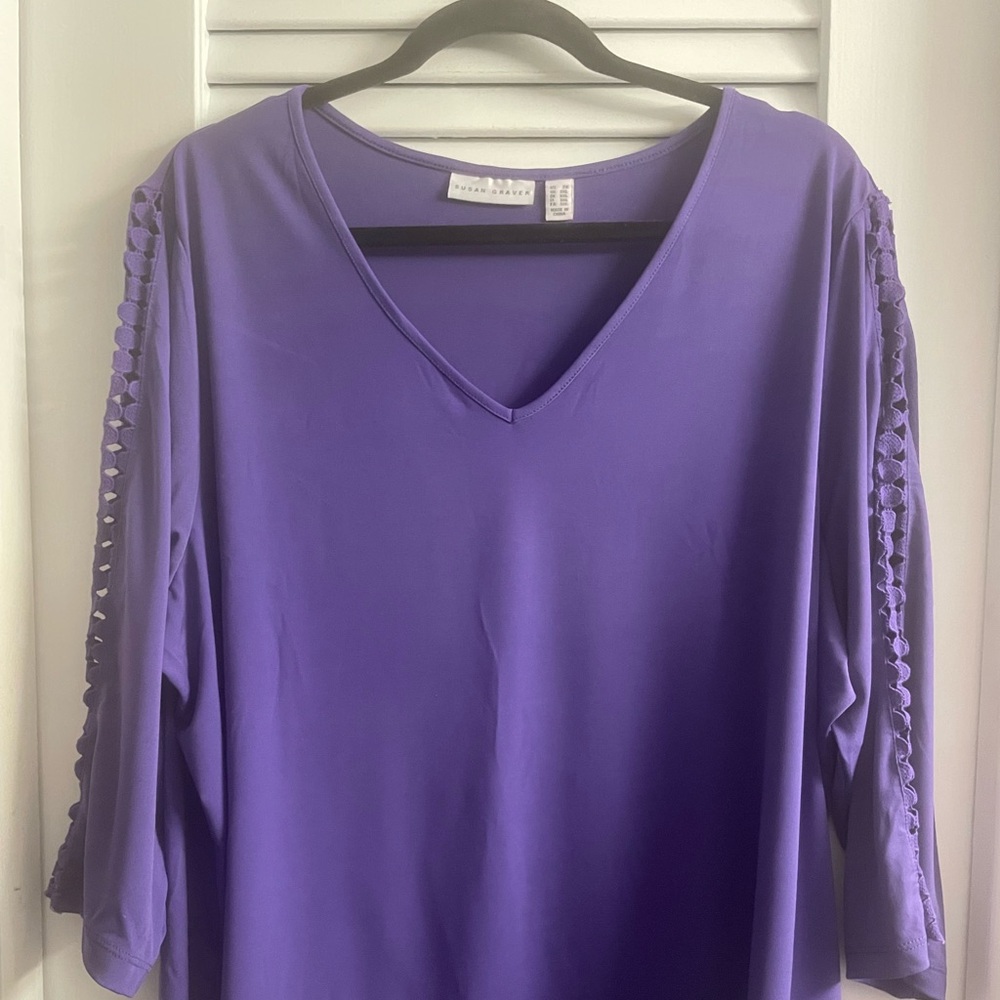 Susan Graver 2X 2XL Liquid Knit V-Neck Tunic 3/4 Sleeves w/Crocheted Cutouts - Picture 3 of 6